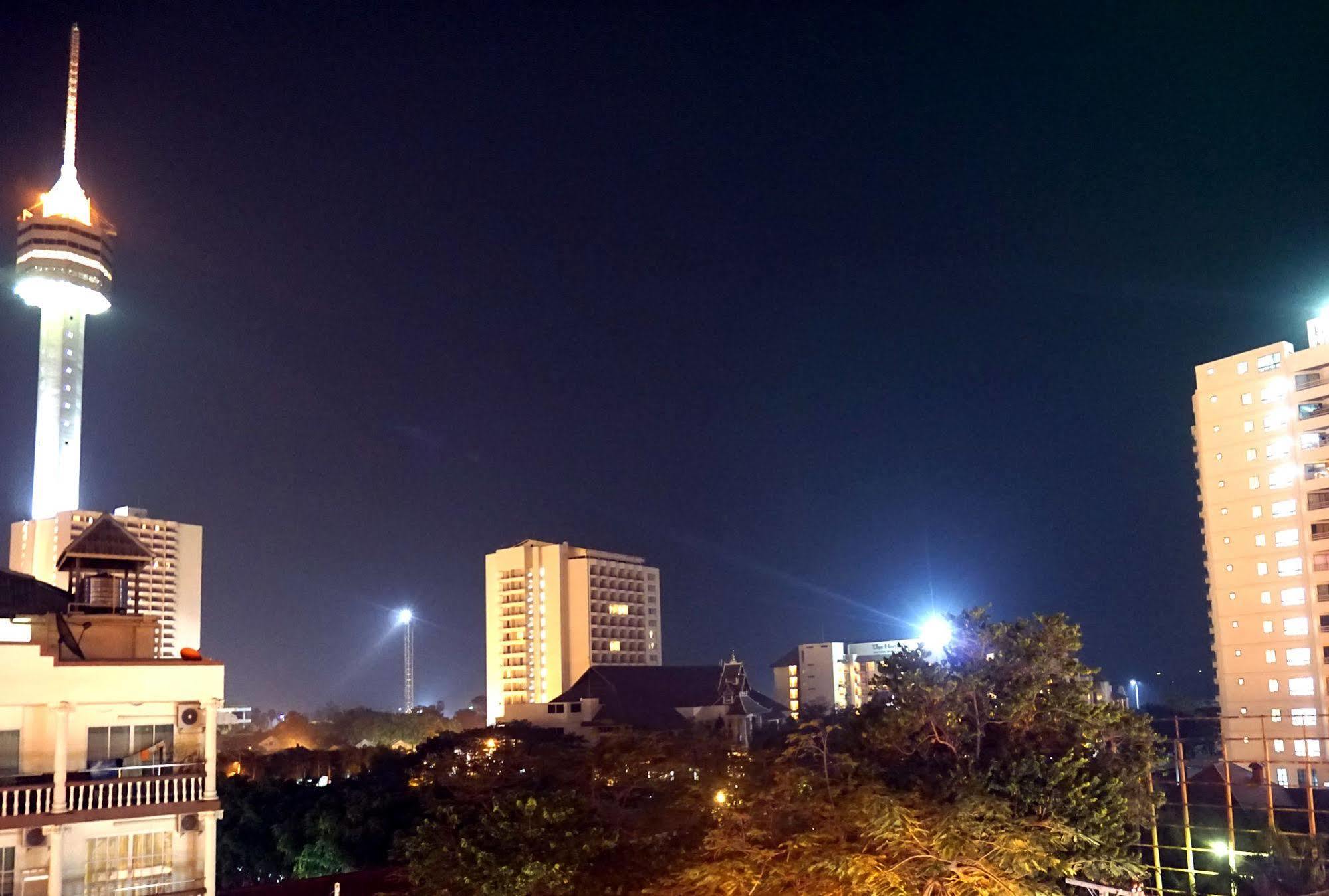 Aya Place Pattaya Dış mekan fotoğraf